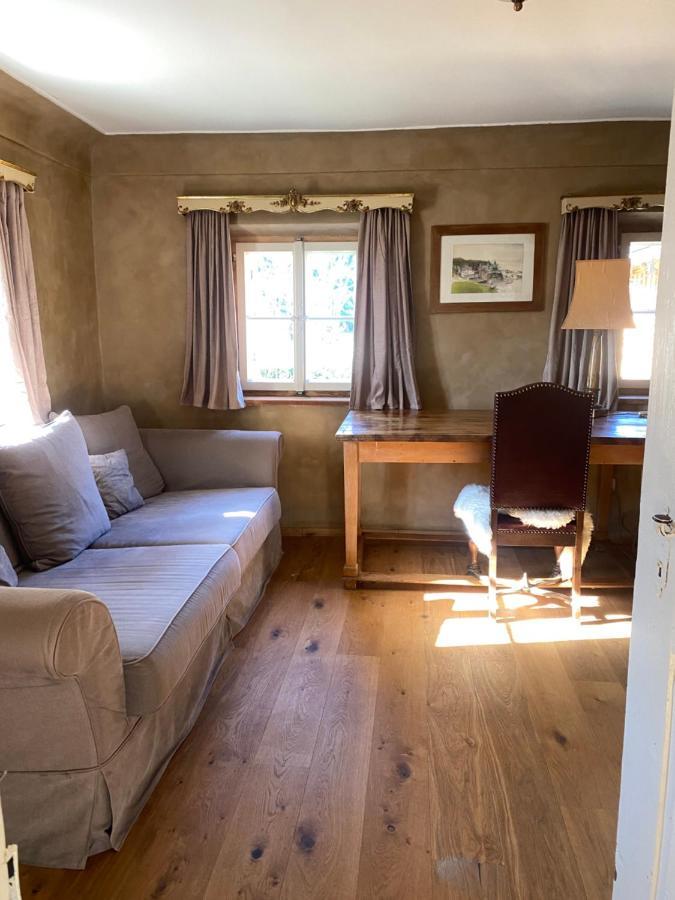 Privatzimmer In 400 Jahre Alten Bauernhaus Niederalm Екстериор снимка